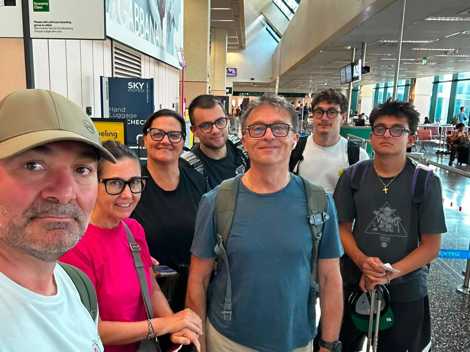 Incidente aereo in Perù, l'ala staccata e la scatola nera sparita: cosa non torna sulla strage di italiani