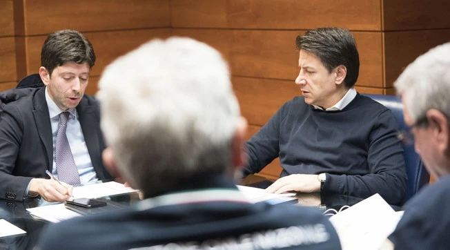 Giuseppe Conte e Speranza, il 31 gennaio parlarono di Cina e non di coronavirus e ospedali