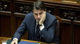 Giuseppe Conte sostituito in estate? Indiscreto: il fedelissimo del premier cerca un "nuovo impiego"