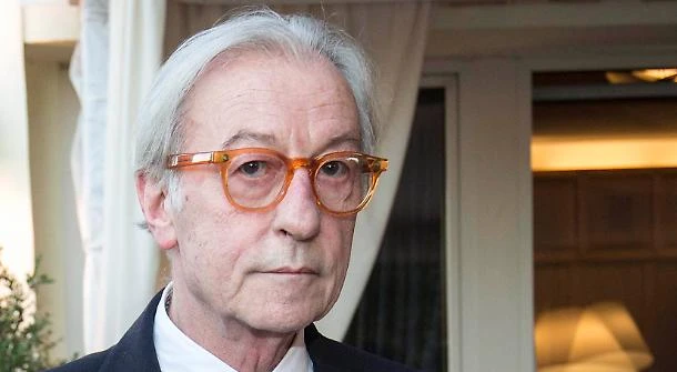 Sanremo 2019, Vittorio Feltri scatenato: "Mi interessa come il sesso tra scarafaggi. E Baglioni..."