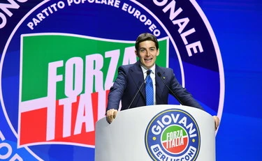 Papà Leoni contro il figlio: "Non sei degno di spolverare gli anfibi di Vannacci"