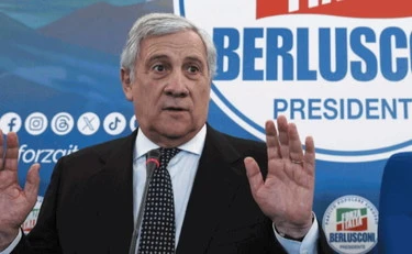 Antonio Tajani, doppia sfida: "Prima la giustizia, poi la segreteria"