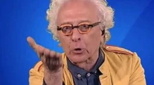 Giampiero Mughini contro il giornalista del Fatto quotidiano: "Analfabeta, poveraccio, non sa nulla"