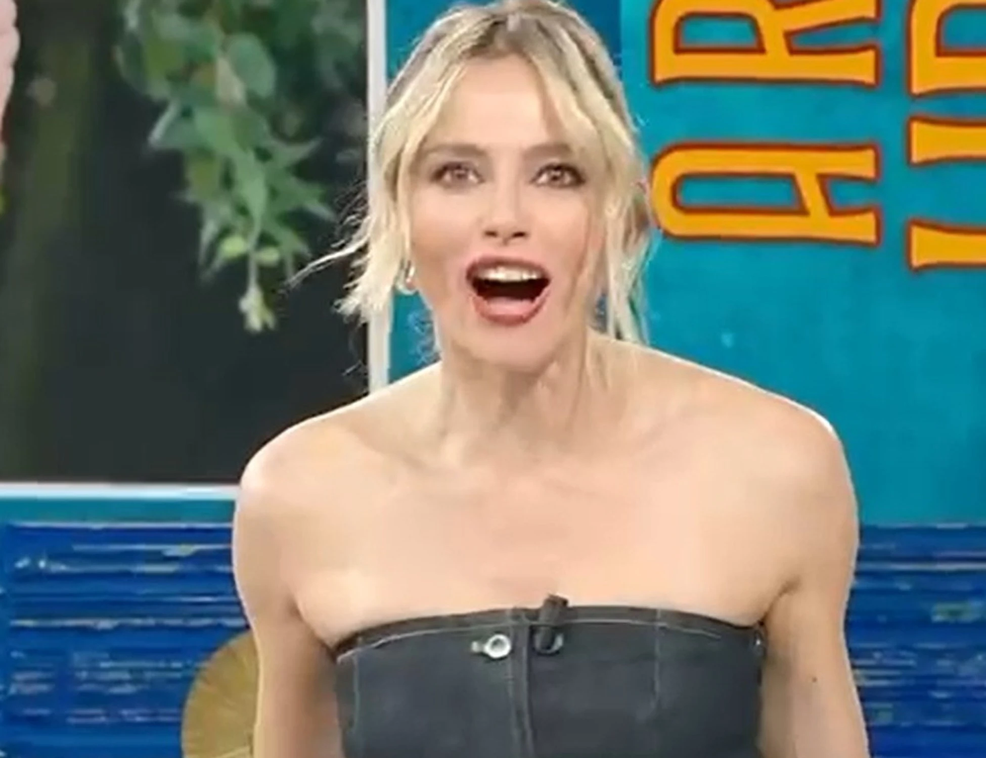 Da noi... a ruota libera, Milly Carlucci interviene in diretta: l'annuncio che spiazza Francesca Fialdini