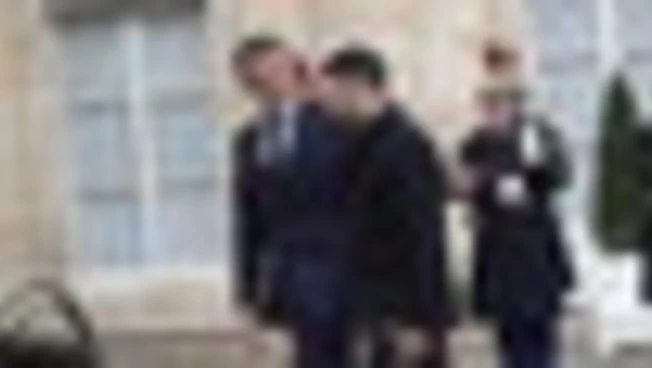 Ucraina, Zelensky da Macron all'Eliseo. Kallas: settimana cruciale