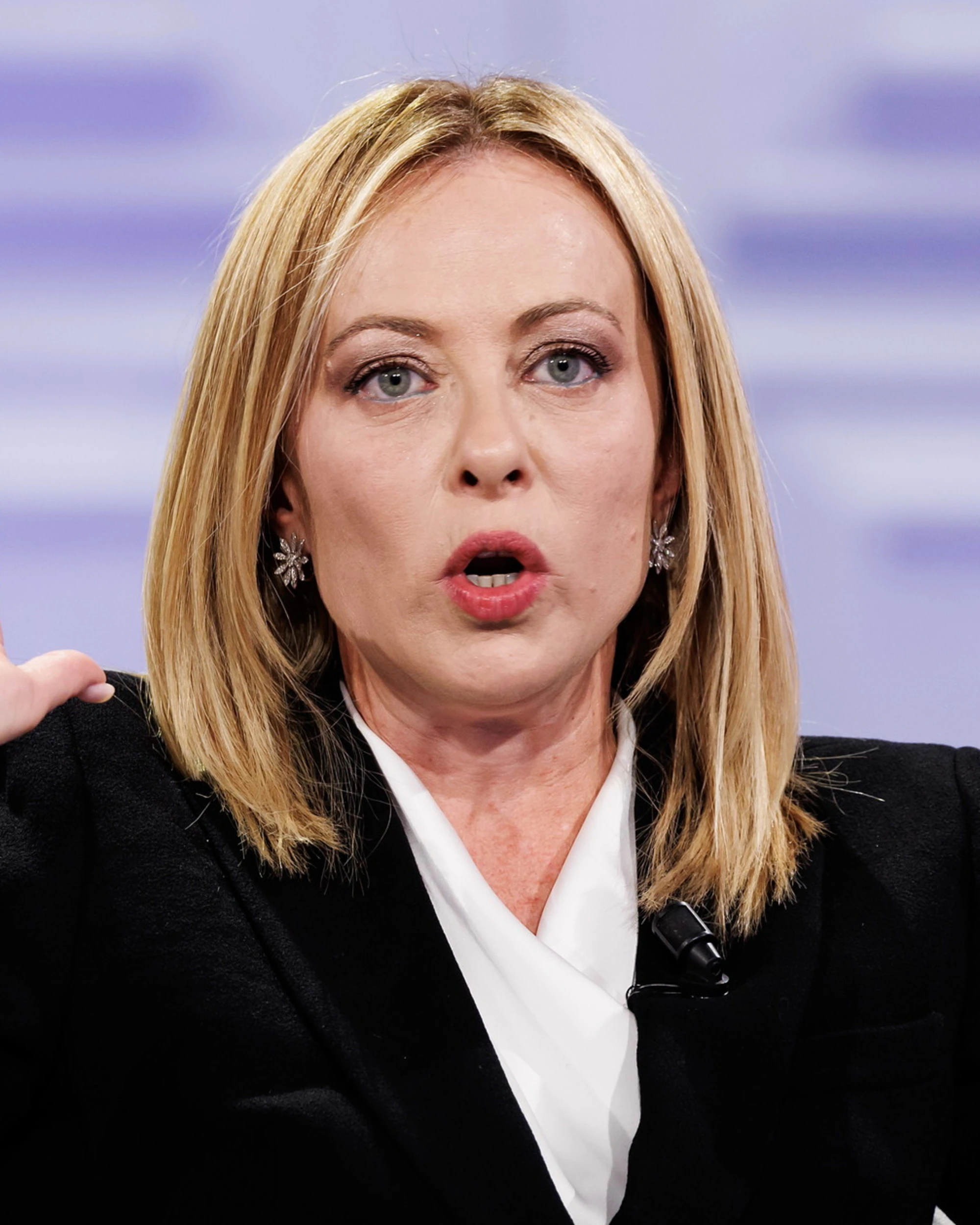 Giorgia Meloni a Porta a Porta: "Io denunciata alla Corte Penale Internazionale
