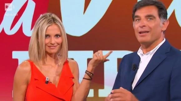 Tv Talk, Francesca Fialdini svela la sua più profonda perversione: "Guardo tutti i telegiornali"