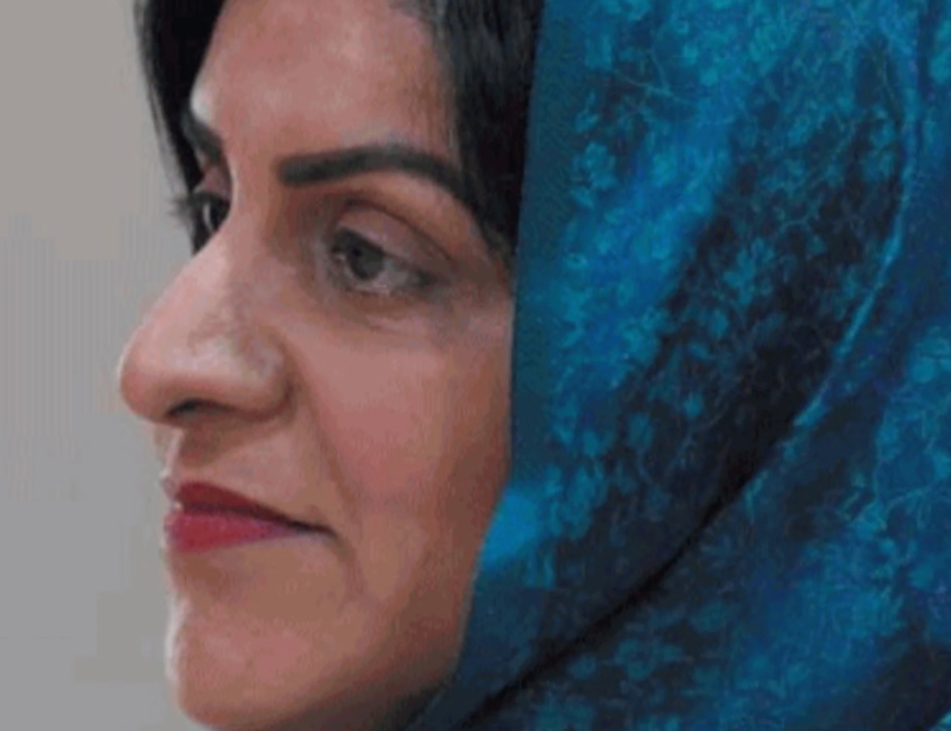 Starmer ha paura di Farage e nomina una ministra velata