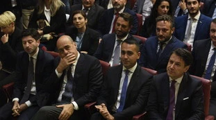 Giuseppe Conte, "qui finisce male": Zingaretti e Spadafora, lo sfogo di un premier sempre più preoccupato