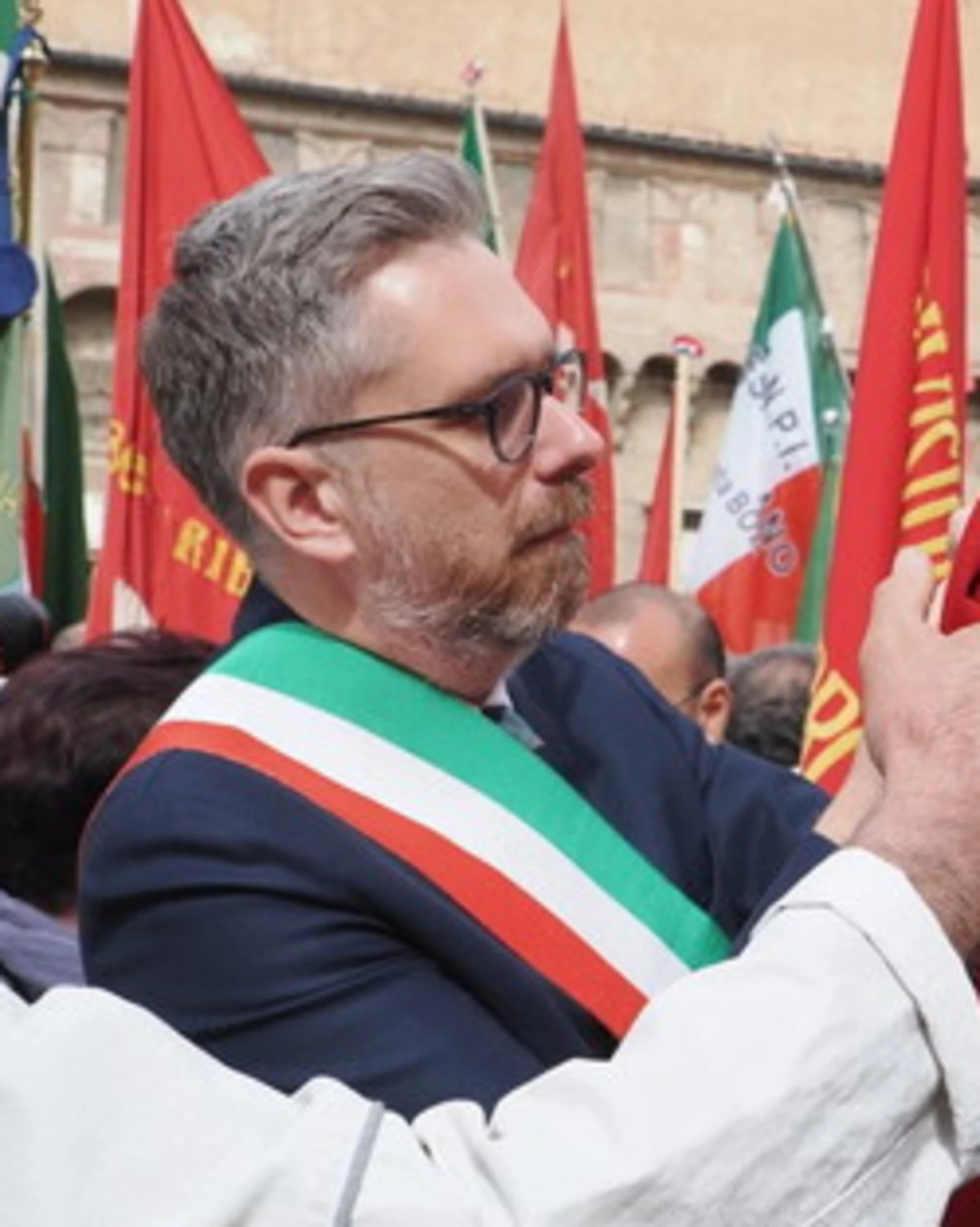 Bologna, ultima follia Pd: donne? No, "persone gestanti"