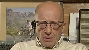 Alessandro Sallusti bacchetta Sgarbi: "Multe a chi indossa la mascherina? Io chiamerei l'ambulanza del servizio psichiatrico"