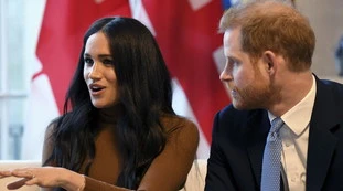 Meghan Markle disperata, il richiamo al marito Harry: "Adesso basta", perché non deve più toccare la Regina