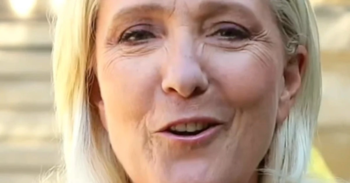Marine Le Pen con Salvini a Pontida: l'annuncio. Sullo sfondo, le Europee