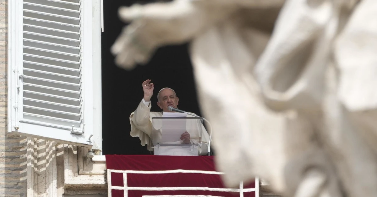 Papa Francesco e Fatima, perché il Corriere della Sera lo ha "sbianchettato"