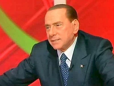 Berlusconi: ''Monti è un bluff, ha illuso tutti''