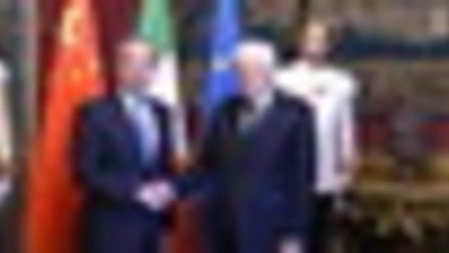 https://media.liberoquotidiano.it/RvzATgHVEM4hyssvpdeK1HFFpPPW_jsefjPFbiE3jng/width:800/quality:90/aW1hZ2VzLzIwMjUvMTAvMDkvMTA1MjIxNTQwLTE4MDUwYjNkLWEwMzYtNGM1Yy04OWU1LWFmMjZlZjY1MjdlYi5qcGc.webp