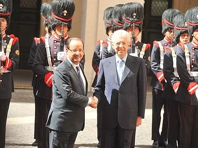 Monti: forte convergenza con Hollande. Napolitano: euro conquista irrinunciabile