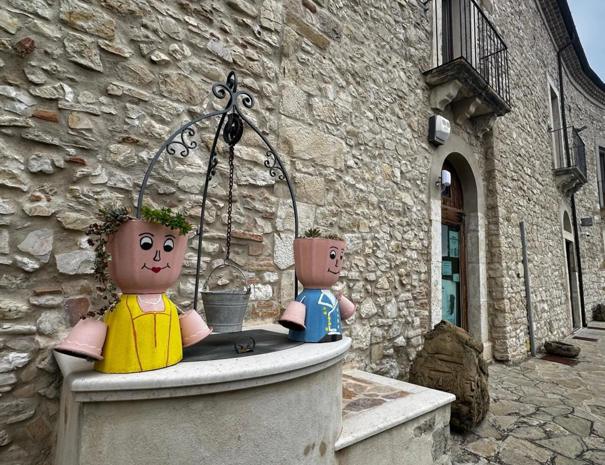 Famiglia nel bosco, "non si può tacere": cosa trapela