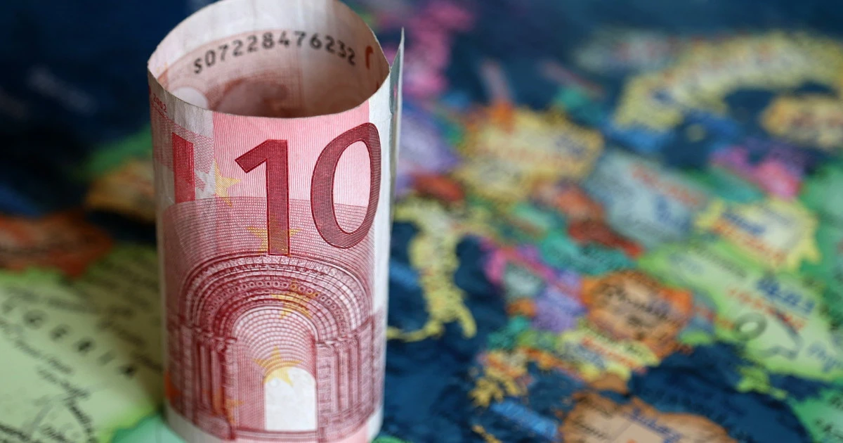 Parità salariale, (più di) un secolo di tentativi. Resta un miraggio?