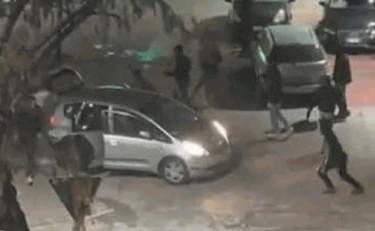 Acca Larentia, militanti di destra sprangati? Ma la sinistra attacca Meloni