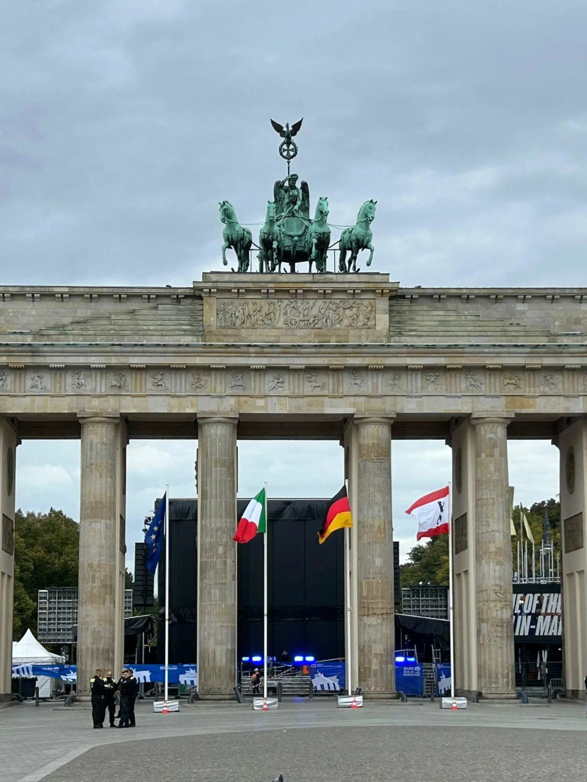 Berlino, torna il suono agghiacciante delle sirene d'allarme