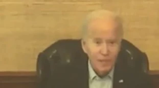 Joe Biden positivo al Covid, un video inquietante: com'è ridotto