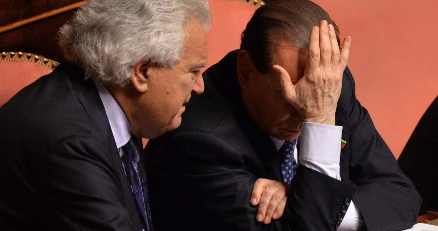Silvio e Denis, le lacrime al Senato