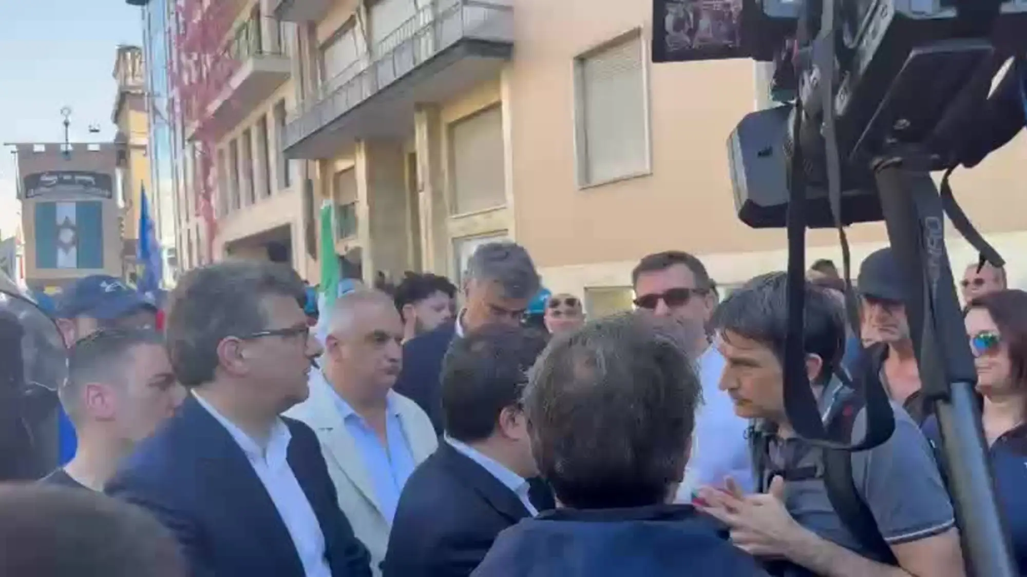 25 aprile, Brigata ebraica cacciata dal corteo: istanti concitati