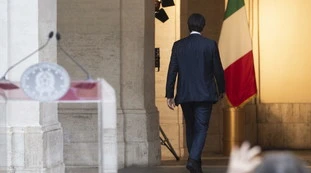 Giuseppe Conte non coinvolge le Camere prima di parlare con l'Ue: "L'avvocato viola la legge"