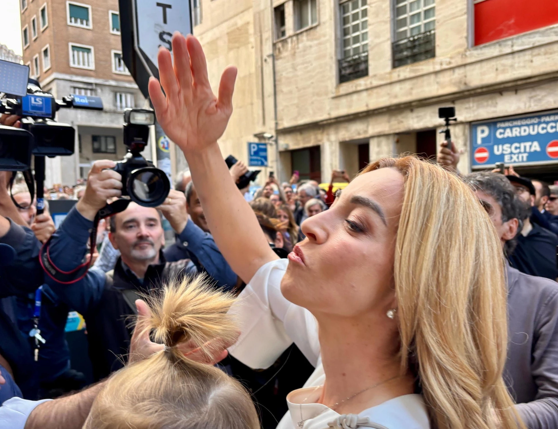 Il Pd festeggia ma il referendum è già l'ultima spiaggia