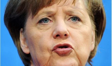Travaglio, Gramellini, Repubblica, CorriereTutti ai piedi della Merkel per sputtanare l'Italia...