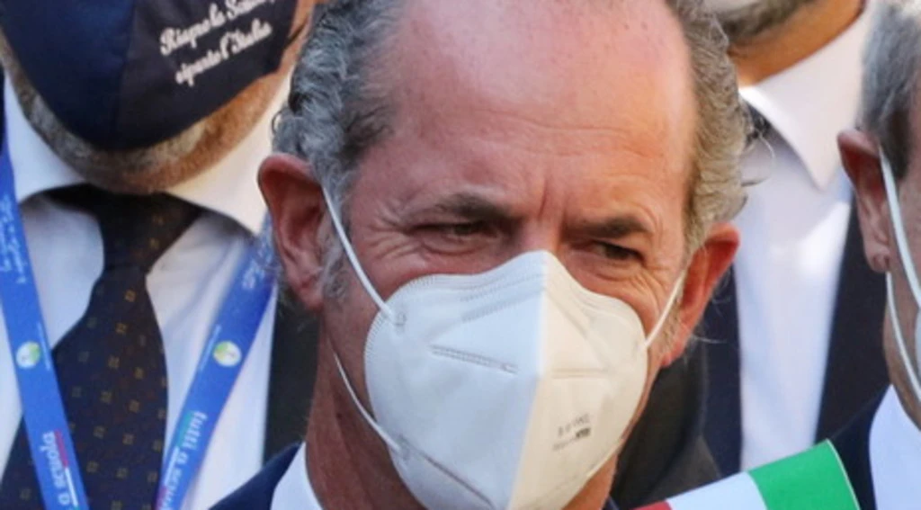 Vaccino, Luca Zaia: "Chiesta a Pfizer la vendita diretta". Mossa "alla Merkel": superato il governo