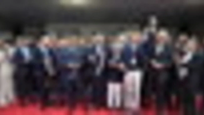 https://media.liberoquotidiano.it/S5jYvoxAgRLVRA3QAJrRsOVPgWxPh8voX7CXSou0fcM/width:800/quality:90/aW1hZ2VzLzIwMjUvMDkvMjYvMTcxMjE5MDMxLTRmZTNiNWFiLTUxMjMtNGQyNS04NzEzLTI1OTZlOTU0ZDFlZS5qcGc.webp