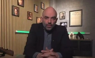 https://media.liberoquotidiano.it/S8iOlwHP6zZFNJvrd9hh22NYXCebanY7WFFgOWsfITI/width:800/quality:90/aW1hZ2VzLzIwMjUvMDkvMTMvMTQ0ODQ4MzE4LWY5OWNlZjkxLWU4MjAtNDI3Mi05NGZiLTZkZDg3ZTIxYzFkMC5qcGc.webp