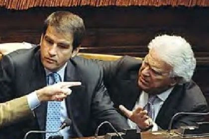 Forza Italia, Fitto pronto a lasciare. Verdini dopo le Regionali