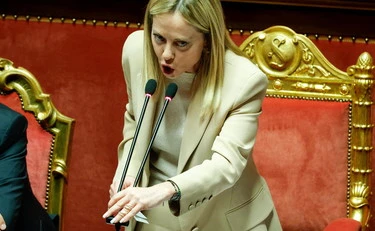 "Meloni cheerleader? Ignoranti": l'esperta travolge la Maiorino