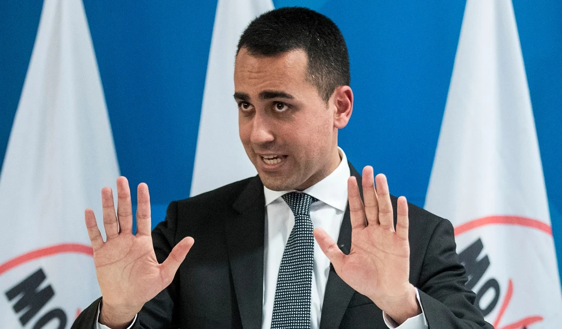 Luigi Di Maio respinge il ruolo di perdente, ma nell'intervista attacca: "Mi sono stancato di perdere"