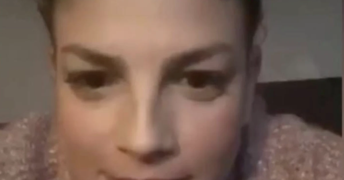 Emma Marrone e Alessandra Amoroso, gaffe in videochiamata: "Sono sulla tazza del cesso"