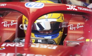 Hamilton furioso stronca la Ferrari: "Come è possibile?"