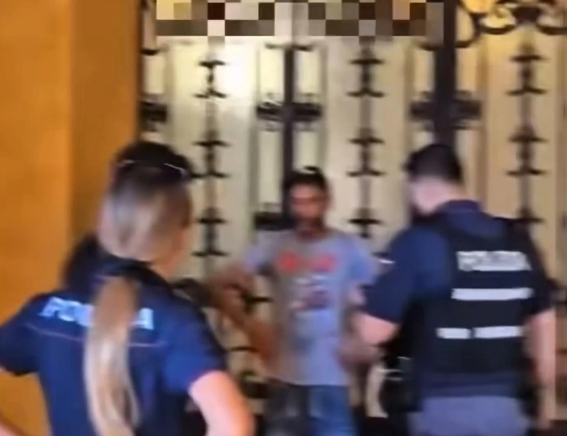 Ferrara, il tunisino contro gli agenti: alta tensione 