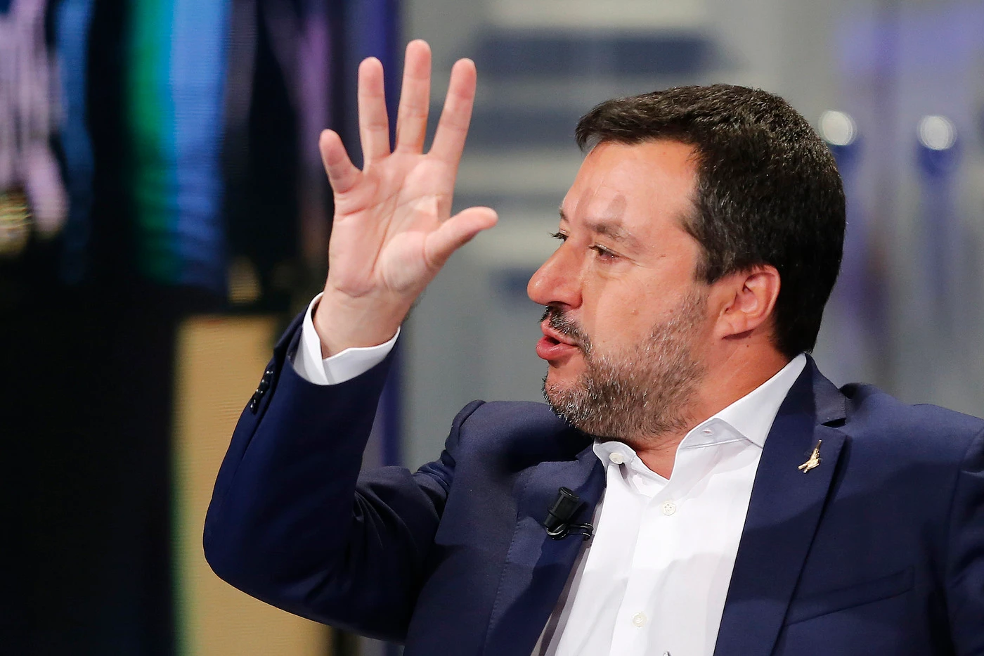 Matteo Salvini, la rivoluzione fiscale entra in banca: "Cosa dobbiamo tassare", chi trema adesso
