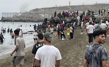 Ceuta, "uomini dei servizi marocchini": dietro l'invasione la mano di Rabat?