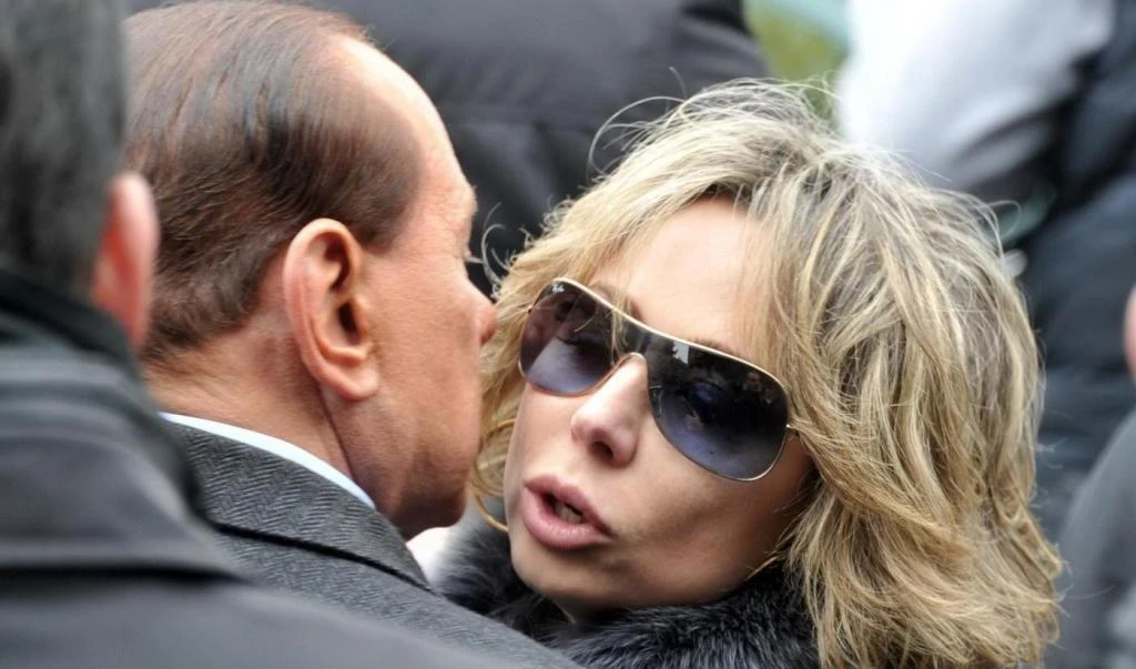 Lodo Mondadori, Marina Berlusconi furiosa:"De benedetti ci ha preso per suo bancomat"