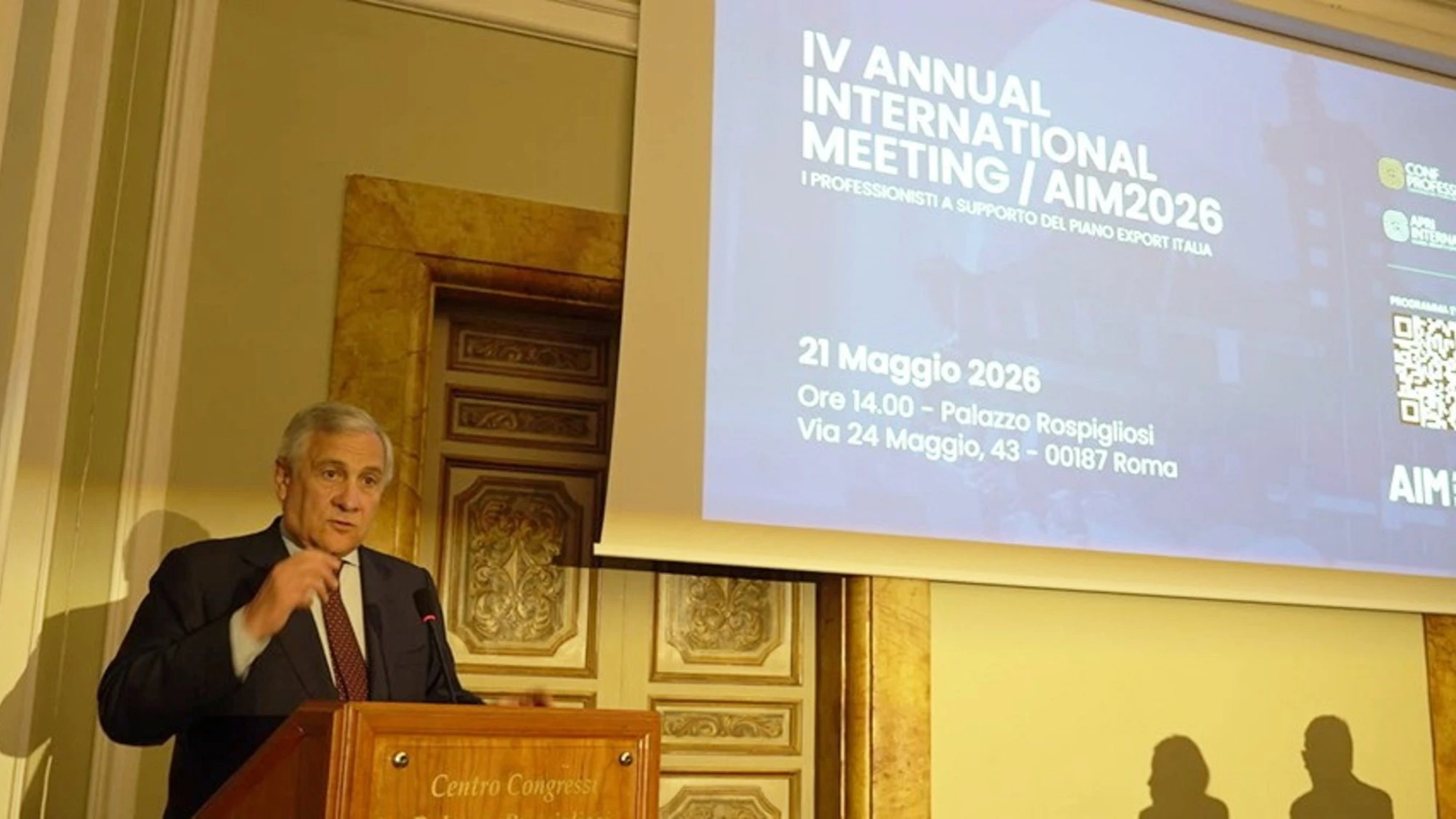 Export, Tajani: “Obiettivo 700 mld possibile grazie a supporto dei professionisti”