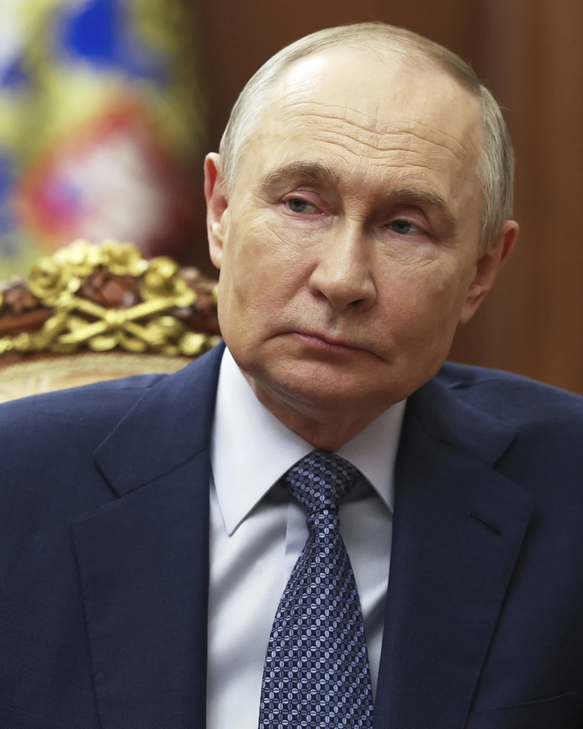 Vladimir Putin e la "cripto" in Kirghizistan: così lo zar frega l'Europa?