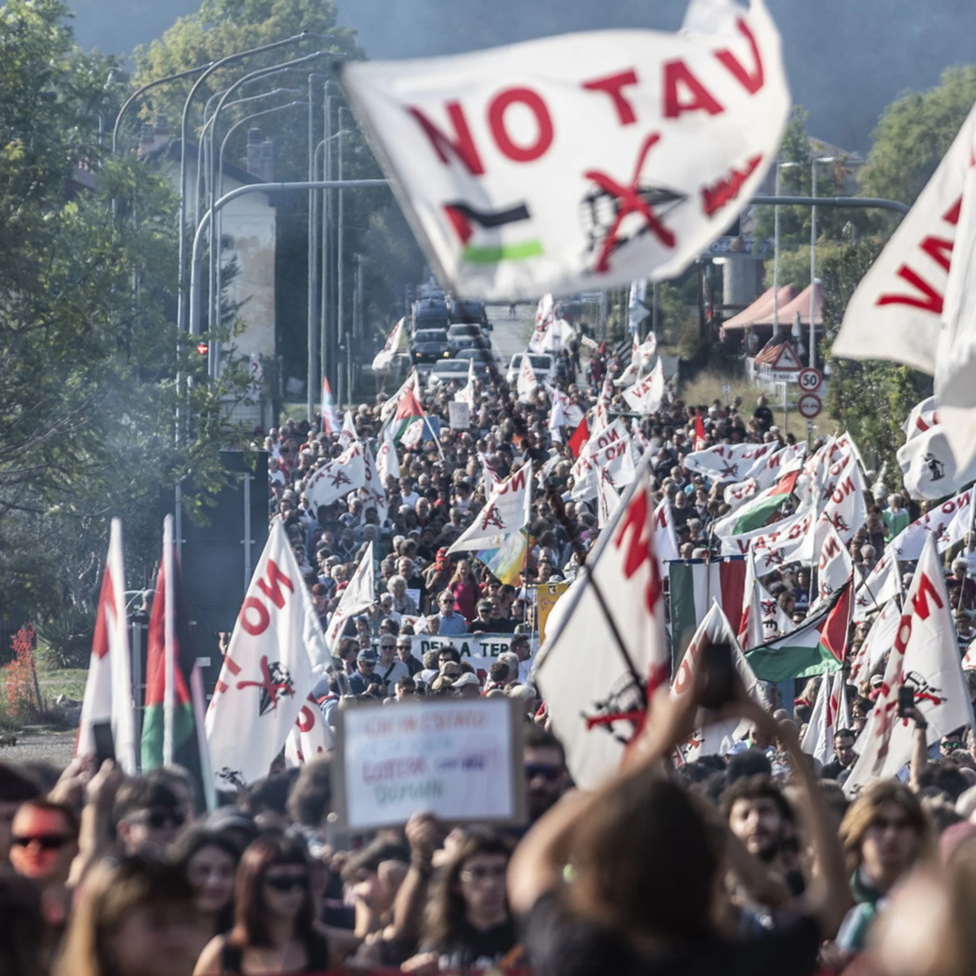 Lo Stato chiede 250.000 euro ai no-Tav