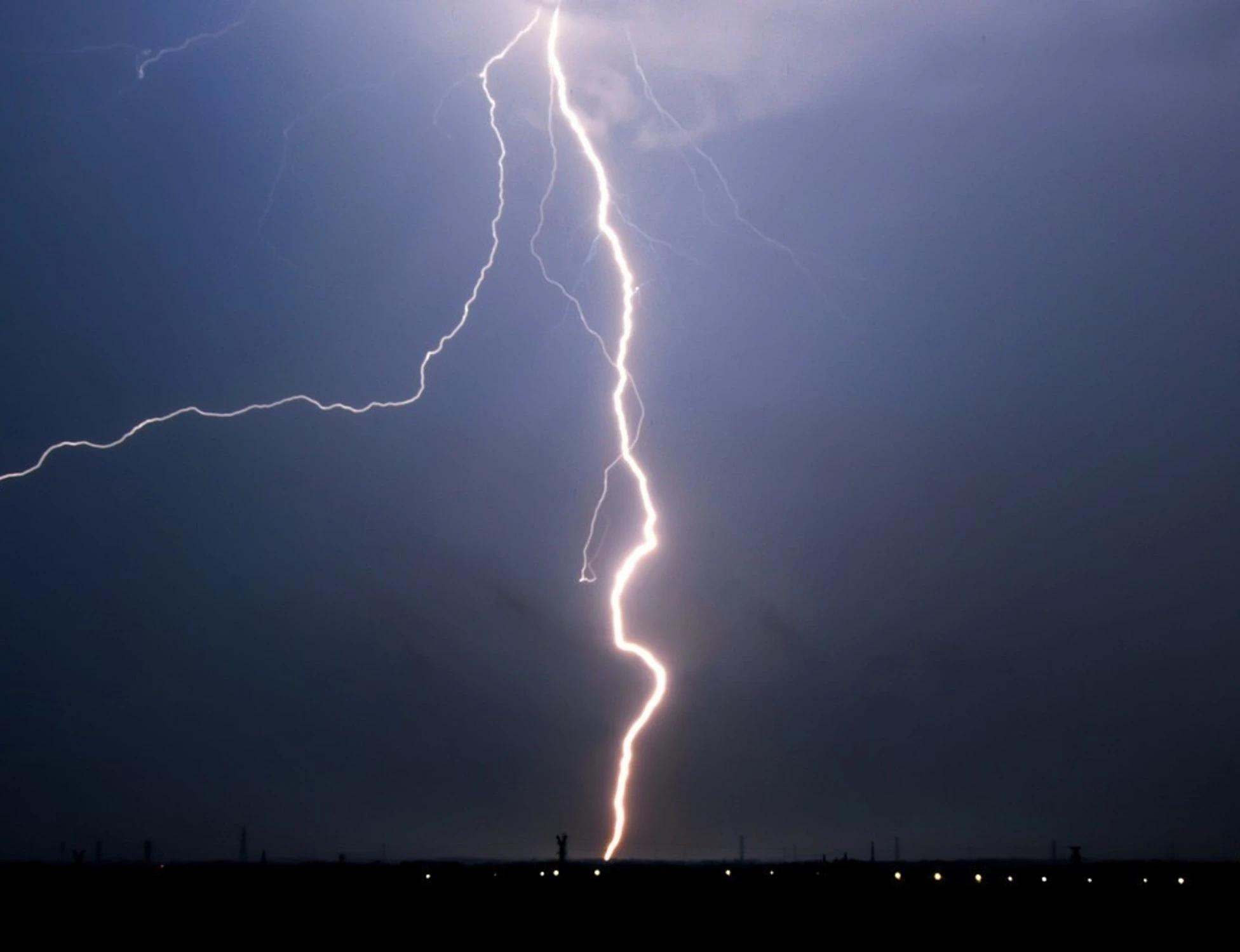 Meteo Giuliacci, caldo e temporali: occhio al Ponte del 2 giugno