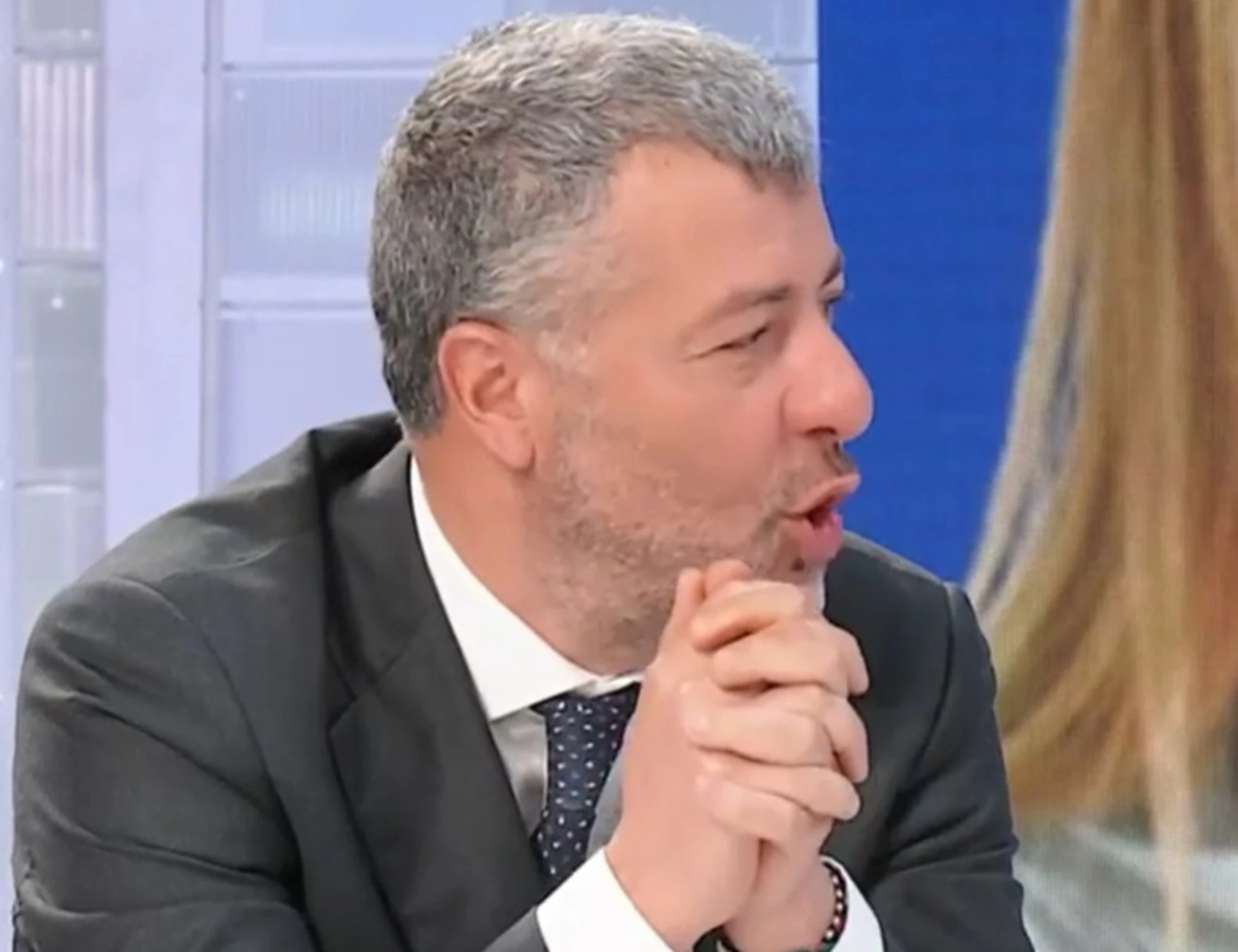 L'aria che tira, la figura di palta del dem Scotto: "Tu c'eri? No. E allora..."