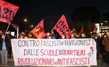 https://media.liberoquotidiano.it/SMk_Z0jcrvQmoL_LiCjnJSiv3dR8lJ6BgFWtKu8f_V4/width:800/quality:90/aW1hZ2VzLzIwMjUvMDkvMTkvMTUzMDQ5NDkyLThlZTQ3OGRiLTRhMWUtNDAyZC04YTA4LWVkNmZmZDFjZDFhZS5qcGc.webp
