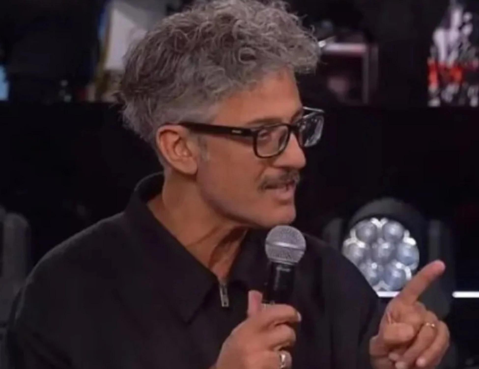 La Pennicanza, Fiorello risponde a Giorgia Meloni: "Ti assumo, ma in nero!"